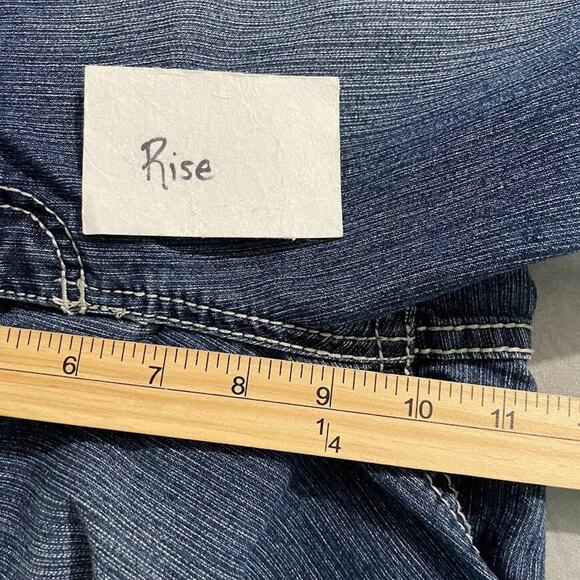 Royalty YMI Size 10 Blue Jean Denim Capris Bling Button Flap Pockets Y2K - Picture 13 of 15